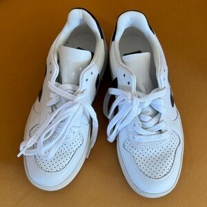 Veja White and Black Low-Top Sneakers